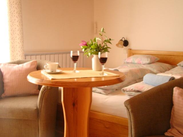 Viragoskert Apartman ヘーヴィーズ 部屋 写真