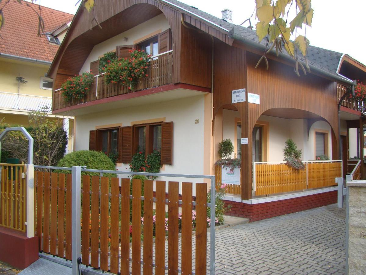 Viragoskert Apartman ヘーヴィーズ エクステリア 写真